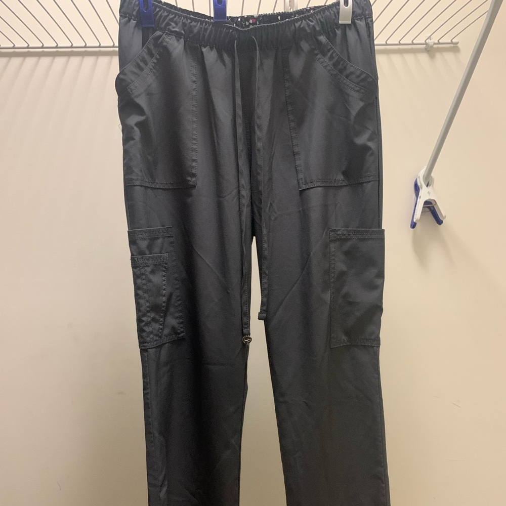 Heart & Soul scrub pants